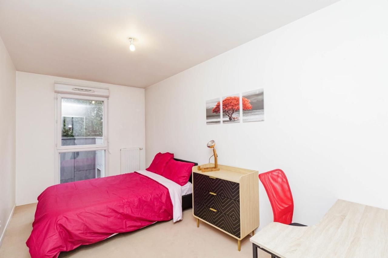 Bright 68 M2 Apartment Near The Stade De France Обервил Екстериор снимка