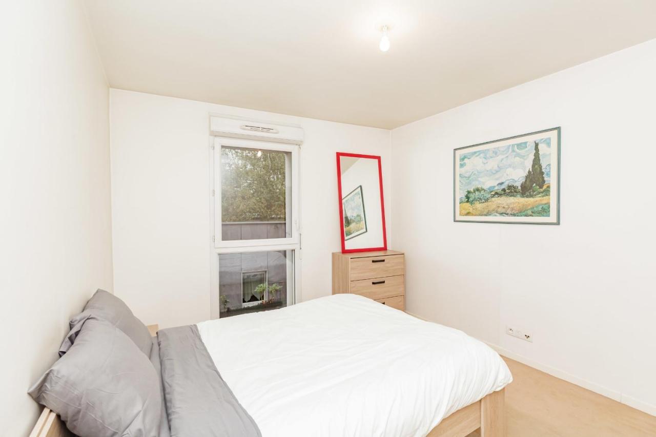Bright 68 M2 Apartment Near The Stade De France Обервил Екстериор снимка